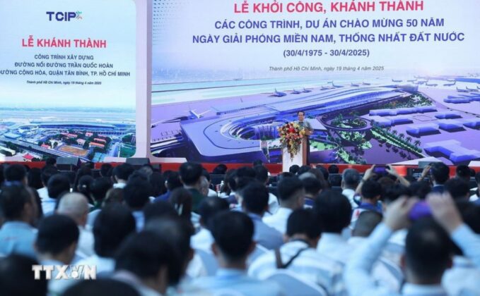 Thủ tướng Phạm Minh Ch&iacute;nh ph&aacute;t biểu tại Lễ khởi c&ocirc;ng, kh&aacute;nh th&agrave;nh dự &aacute;n trọng điểm Quốc gia v&agrave; c&aacute;c c&ocirc;ng tr&igrave;nh lớn.