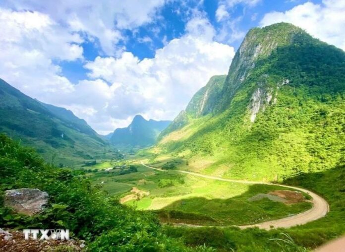Giữ vững danh hiệu Công viên địa chất toàn cầu UNESCO Non nước Cao Bằng