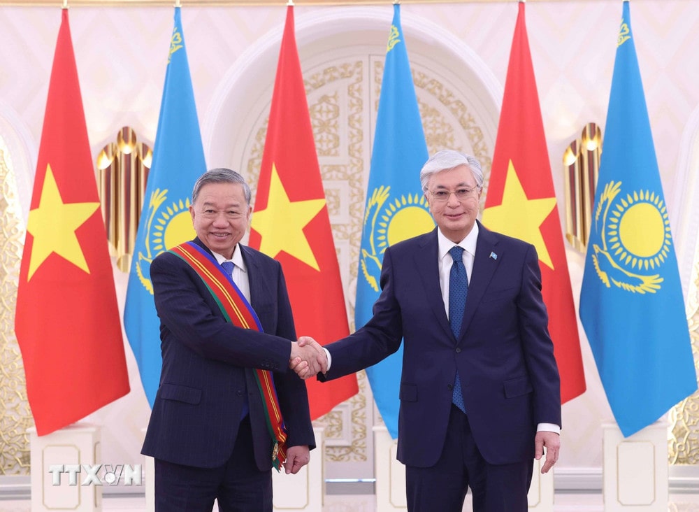 Lễ trao tặng Huân chương Hữu nghị hạng Nhất của Kazakhstan cho Tổng Bí thư Tô Lâm Lễ trao tặng Huân chương Hữu nghị hạng Nhất của Kazakhstan cho Tổng Bí thư Tô Lâm