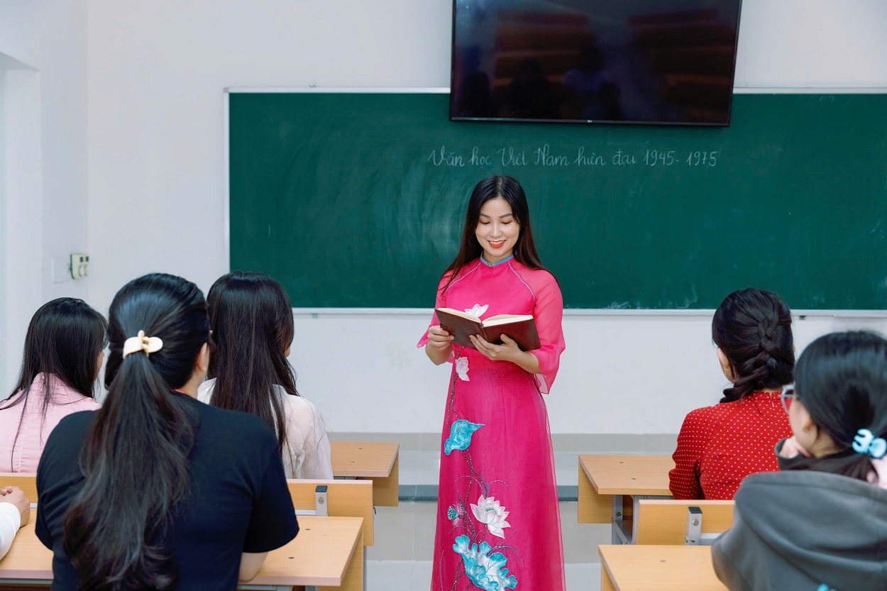 Tiến sĩ Nguyễn Thùy Trang -h10