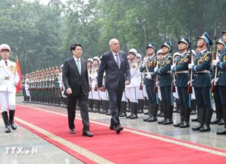 Chủ tịch nước Lương Cường chủ trì lễ đón Tổng thống Hungary Sulyok Tamas