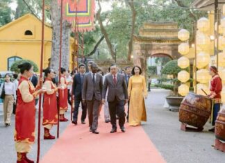 Trung tâm Di sản thế giới tiếp tục đồng hành và hỗ trợ Hà Nội bảo tồn di tích Hoàng thành Thăng Long và Cổ Loa