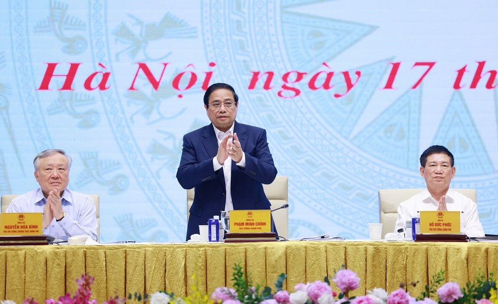 Thủ tướng Phạm Minh Chính chủ trì Phiên họp thứ hai của BCĐ đổi mới sáng tạo, chuyển đổi số Thủ tướng Phạm Minh Chính chủ trì Phiên họp thứ hai của BCĐ đổi mới sáng tạo, chuyển đổi số