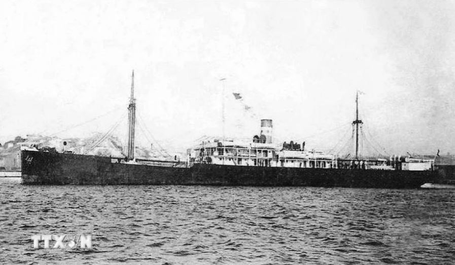 Ngày 5/6/1911, tại cảng Sài Gòn, người thanh niên yêu nước Nguyễn Tất Thành (Chủ tịch Hồ Chí Minh) quyết tâm ra đi trên con tàu Đô đốc Latouche-Tréville để thực hiện hoài bão giải phóng nước nhà khỏi ách nô lệ của thực dân, đế quốc. 