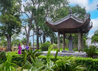 Nguyễn Quỳnh: Người gây dựng nền móng văn chương, khoa cử họ Nguyễn Tiên Điền Người gây dựng nền móng văn chương, khoa cử họ Nguyễn Tiên Điền