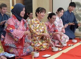 Bảo tồn di sản UNESCO gắn với phát triển du lịch Bảo tồn di sản UNESCO gắn với phát triển du lịch