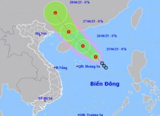 Áp thấp nhiệt đới giật cấp 8 đang có xu hướng mạnh lên Áp thấp nhiệt đới giật cấp 8 đang có xu hướng mạnh lên
