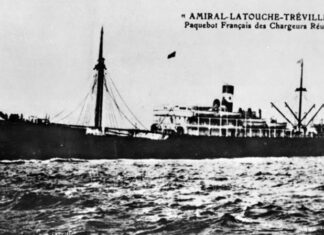 Mặt Trời chân lý – Bài 1: Quyền thiêng liêng của dân tộc Ngày 5/6/1911, tại Bến Nhà Rồng, người thanh niên Nguyễn Tất Thành (lúc đó lấy tên là Văn Ba) lên con tàu Đô đốc Latouche Tréville (Admiral Latouche Tréville) để bắt đầu hành trình sang Pháp, mở đầu cho con đường tìm đường cứu nước.