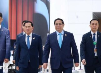 Thông điệp về một Việt Nam ‘nghĩ lớn, hành động lớn, cải cách lớn’ Với hơn 30 hoạt động trong khuôn khổ chuyến công tác tại Thiên Tân và Thượng Hải, Thủ tướng Phạm Minh và đoàn đại biểu Việt Nam đã để lại dấu ấn đậm nét cả phương diện đa phương và song phương.