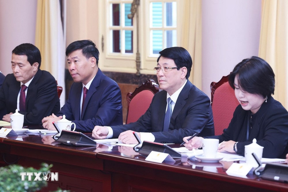 Chủ tịch nước tiếp đại sứ các nước thành viên Liên minh châu Âu tại Việt Nam Chủ tịch nước tiếp đại sứ các nước thành viên Liên minh châu Âu tại Việt Nam