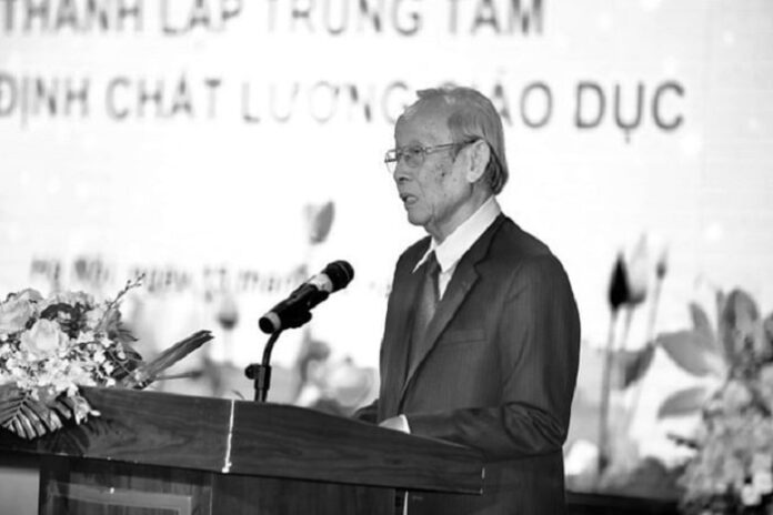 Nhớ về một thời kỳ sôi động - Tác giả: TS. Lê Viết Khuyến