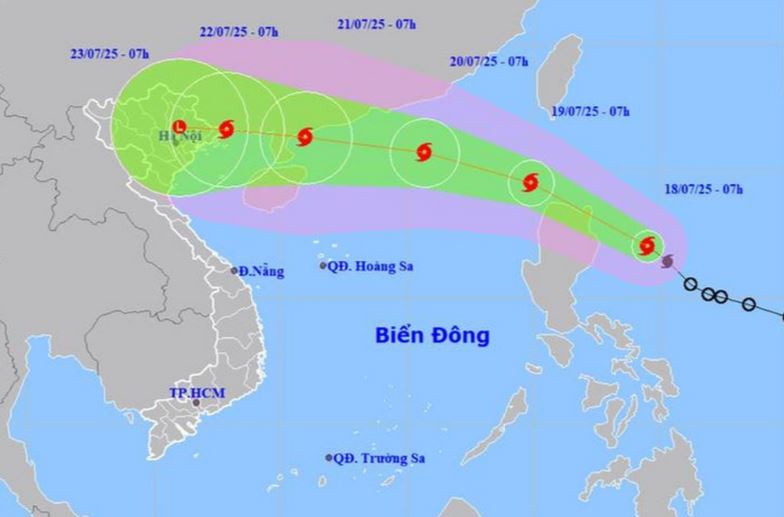 Bão Wipha liên tục mạnh thêm, khả năng ảnh hưởng trực tiếp đất liền nước ta