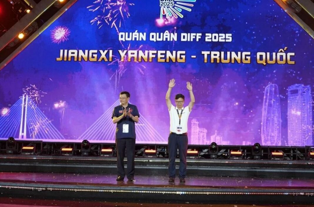 Đội pháo hoa Trung Quốc giành ngôi vị Quán quân DIFF 2025 Đội pháo hoa Trung Quốc giành ngôi vị Quán quân DIFF 2025