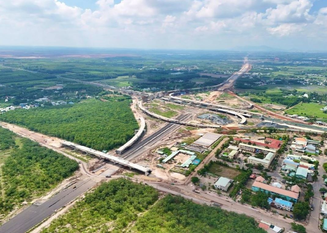 Nhiều công trình trọng điểm được triển khai hiệu quả trong 6 tháng đầu năm.