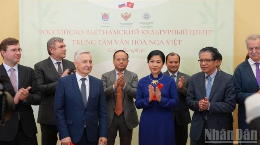 Khai trương Trung tâm Văn hóa Nga-Việt tại 'thủ đô phương Bắc' nước Nga