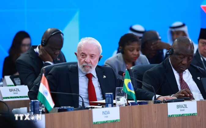 Tổng thống Brazil Lula da Silva chủ tr&igrave; Phi&ecirc;n thảo luận cấp cao "Tăng cường chủ nghĩa đa phương, c&aacute;c vấn đề kinh tế-t&agrave;i ch&iacute;nh v&agrave; tr&iacute; tuệ nh&acirc;n tạo".