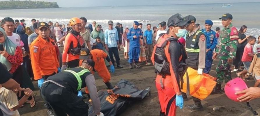 Indonesia: 4 người chết, 30 người mất tích sau vụ chìm phà ở Bali