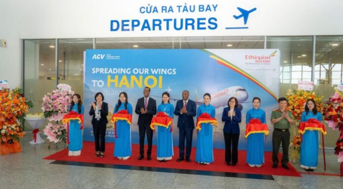 Cảng hàng không quốc tế Nội Bài đón chuyến bay kết nối Việt Nam và châu Phi Cảng hàng không quốc tế Nội Bài đón chuyến bay kết nối Việt Nam và châu Phi