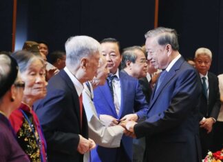 Tổng Bí thư Tô Lâm dự buổi gặp mặt người có công, nhân chứng lịch sử tiêu biểu