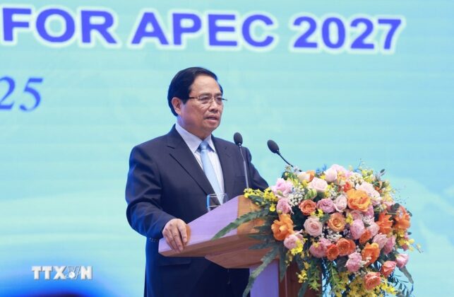Thủ tướng Phạm Minh Ch&iacute;nh ph&aacute;t biểu tại Lễ c&ocirc;ng bố th&agrave;nh lập Ủy ban Quốc gia Diễn đ&agrave;n hợp t&aacute;c ch&acirc;u &Aacute; - Th&aacute;i B&igrave;nh Dương 2027 (APEC 2027). (Ảnh: Dương Giang/TTXVN)