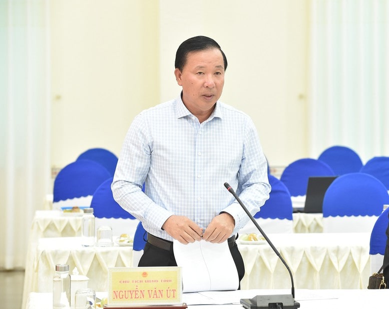 Chủ tịch UBND tỉnh Tây Ninh Nguyễn Văn Út phát biểu tại cuộc làm việc 