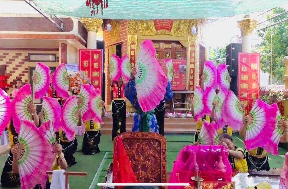 Các tiết mục văn nghệ tại buổi lễ. -h2