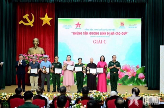 Danh sách tác giả, tác phẩm đoạt giải và nhân vật được tôn vinh trong Cuộc thi viết 'Những tấm gương bình dị mà cao quý' lần thứ 16 (năm 2024-2025)