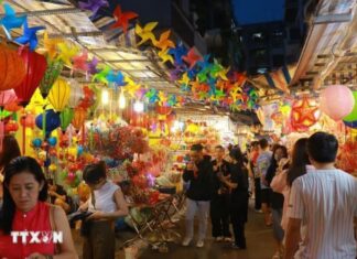 Những phong tục độc đáo Trung Thu ở các vùng miền Việt Nam Những phong tục độc đáo Trung Thu ở các vùng miền Việt Nam