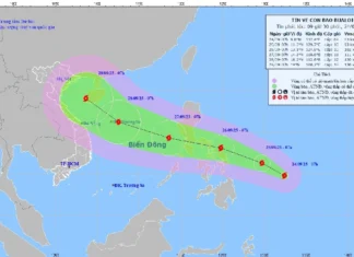 Xuất hiện bão BUALOI sẽ đi vào Biển Đông trở thành cơn bão số 10 Xuất hiện bão BUALOI sẽ đi vào Biển Đông trở thành cơn bão số 10