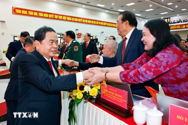Chủ tịch Quốc hội Trần Thanh Mẫn với đại biểu dự Đại hội.