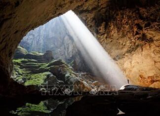 Truyền hình Israel ca ngợi 'vẻ đẹp choáng ngợp và thử thách tột cùng' của hang Sơn Đoòng