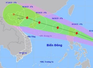 Áp thấp nhiệt đới mạnh lên thành bão Matmo, tối mai vào Biển Đông Áp thấp nhiệt đới mạnh lên thành bão Matmo, tối mai vào Biển Đông