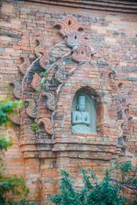 C&aacute;c hoa văn, họa tiết của Đền th&aacute;p Po Rome.