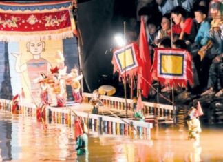 Hưng Yên – Miền di sản sống bên bờ sông Hồng Hưng Yên - Miền di sản sống bên bờ sông Hồng