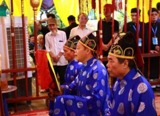 Lễ hội làng La Phù trở thành Di sản Văn hóa phi vật thể quốc gia Lễ hội làng La Phù trở thành Di sản Văn hóa phi vật thể quốc gia