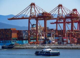 WTO dự báo tăng trưởng kinh tế toàn cầu có thể đạt 2,7% trong năm nay WTO dự báo tăng trưởng kinh tế toàn cầu có thể đạt 2,7% trong năm nay