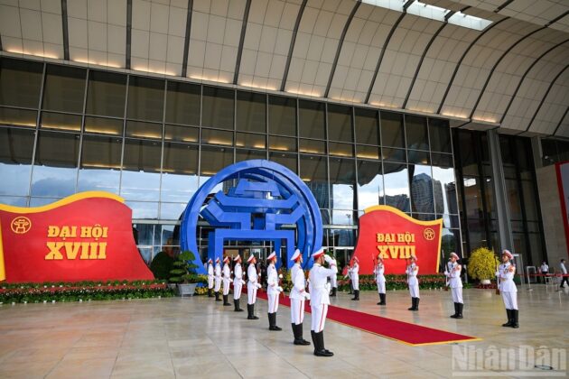 Đại hội đại biểu Đảng bộ th&agrave;nh phố H&agrave; Nội lần thứ 18 diễn ra từ ng&agrave;y 15 đến ng&agrave;y 17/10 tại Trung t&acirc;m Hội nghị Quốc gia, l&agrave; sự kiện ch&iacute;nh trị trọng đại của Đảng bộ, ch&iacute;nh quyền, lực lượng vũ trang v&agrave; nh&acirc;n d&acirc;n Thủ đ&ocirc;. (Ảnh: DUY LINH)