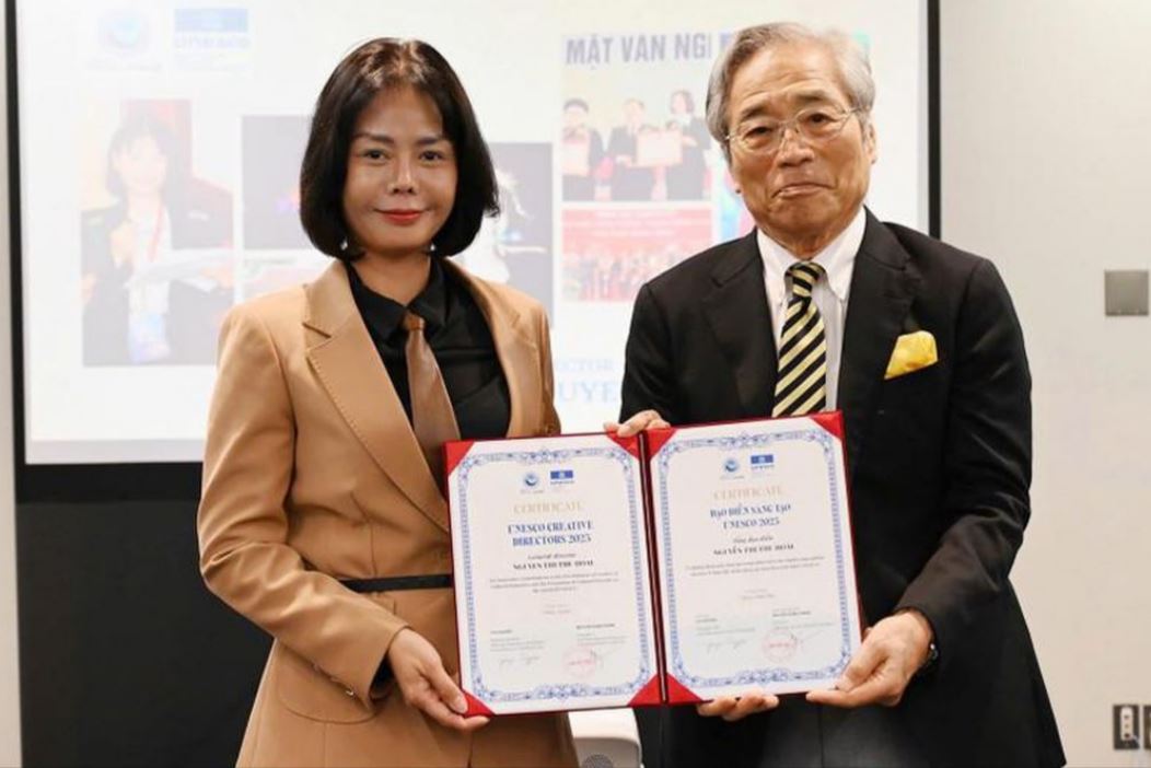 Tổng đạo diễn Thu Hoài được vinh danh 'Đạo diễn sáng tạo UNESCO 2025' tại Nhật Bản