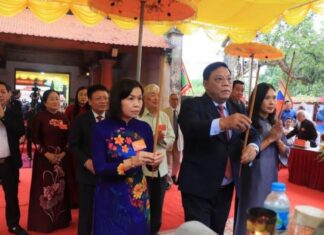 Tưởng niệm danh nhân, nhà giáo Đỗ Khắc Chung, tôn vinh truyền thống hiếu học địa phương Tưởng niệm danh nhân, nhà giáo Đỗ Khắc Chung, tôn vinh truyền thống hiếu học địa phương