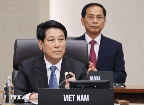 Chủ tịch nước Lương Cường dự Hội nghị Cấp cao Diễn đ&agrave;n Hợp t&aacute;c kinh tế ch&acirc;u &Aacute;-Th&aacute;i B&igrave;nh Dương (APEC) lần thứ 32.