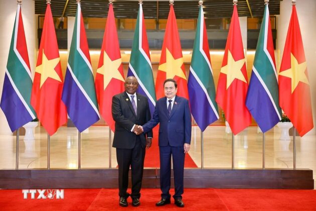 Chủ tịch Quốc hội Trần Thanh Mẫn hội kiến Tổng thống Cộng h&ograve;a Nam Phi Matamela Cyril Ramaphosa thăm cấp nh&agrave; nước đến Việt Nam.