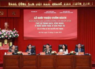 Cuốn sách của cố Tổng Bí thư Nguyễn Phú Trọng là kim chỉ nam, định hướng cho toàn lực lượng Công an nhân dân Cuốn sách của cố Tổng Bí thư Nguyễn Phú Trọng là kim chỉ nam, định hướng cho toàn lực lượng Công an nhân dân