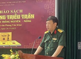 Chùm thơ Trần Quang Khải - Phùng Văn Khai (dịch)