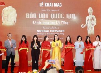 Khai mạc trưng bày chuyên đề 'Bảo vật quốc gia - Di sản trong lòng Đà Nẵng'