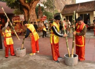 Lễ hội Bánh giầy đình Lục Giáp – Di sản Văn hóa đặc sắc của tỉnh Ninh Bình Lễ hội Bánh giầy đình Lục Giáp - Di sản Văn hóa đặc sắc của tỉnh Ninh Bình