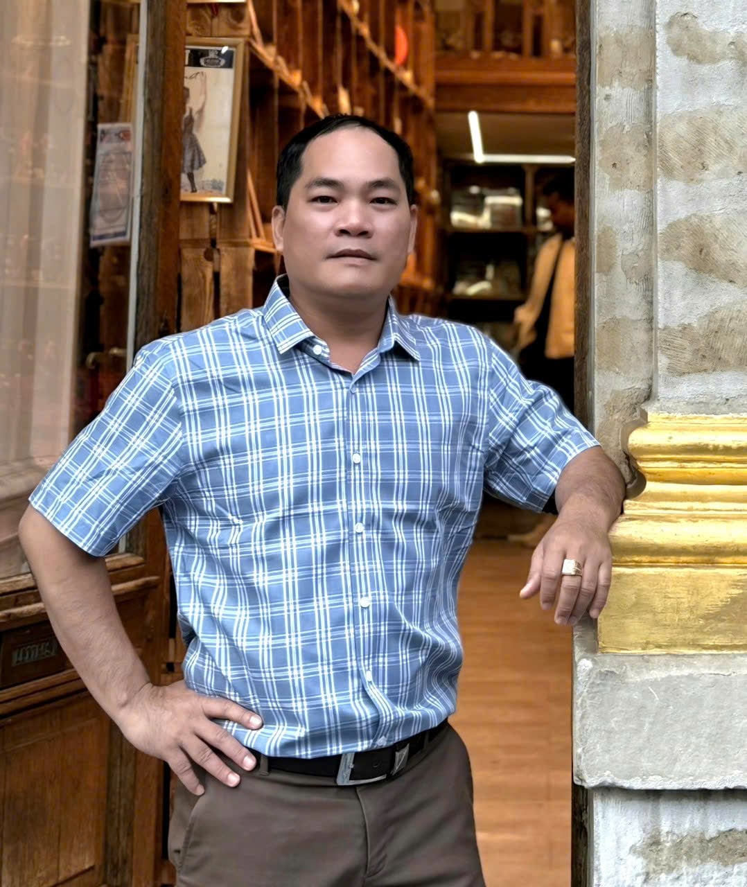 Nhà thơ Lê Hưng Tiến -h9-min