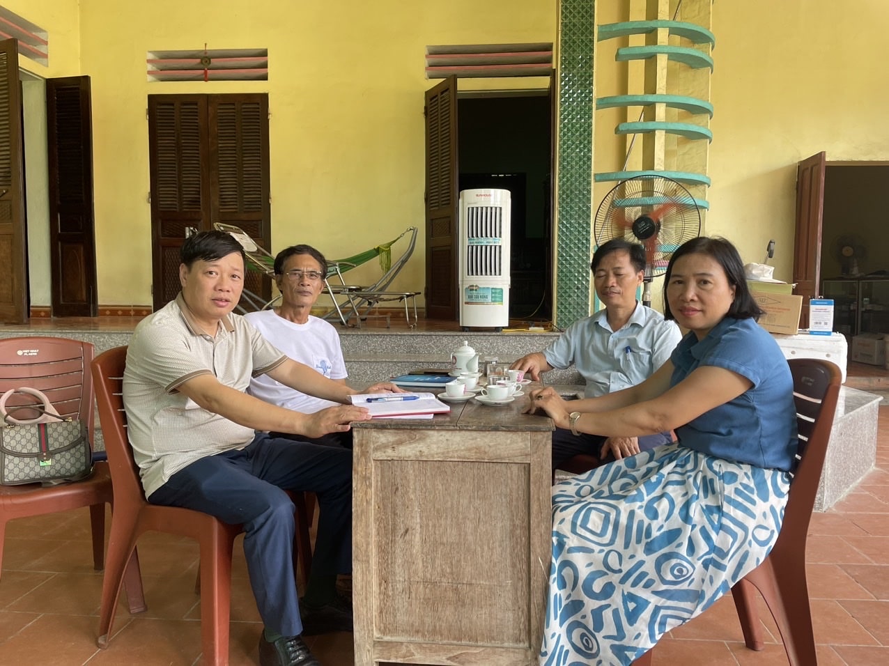 Nhà văn Phùng Văn Khai -h4
