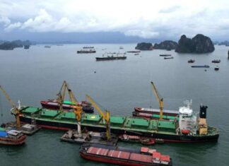 Quảng Ninh phát triển kinh tế biển bền vững, khẳng định vai trò trung tâm dịch vụ, công nghiệp hiện đại
