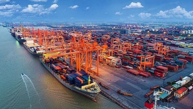 Thương mại Việt Nam tăng tốc cuối năm