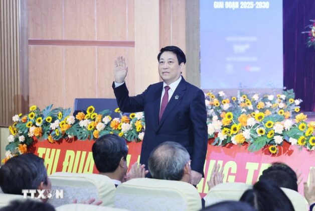 Chủ tịch nước dự Lễ kỷ niệm Ng&agrave;y Nh&agrave; gi&aacute;o Việt Nam v&agrave; Đại hội Thi đua y&ecirc;u nước